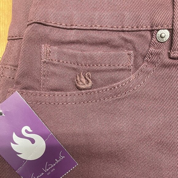 Gloria Vanderbilt Amanda Classic High Rise Tapered Jeans – Swan Series - Picture 7 of 9